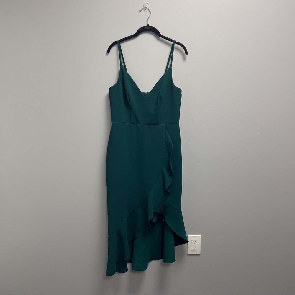 XSCAPE Spaghetti Strap Ruffled Zippered Hi-Low V Neck Dress Gown Green 10 $239